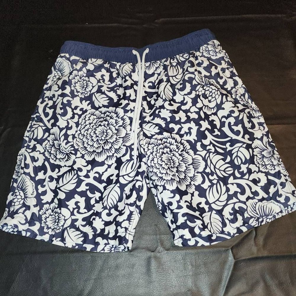 Amazon Essentials Mens Black White Floral Print Swim Trunks Shorts‎ Medium